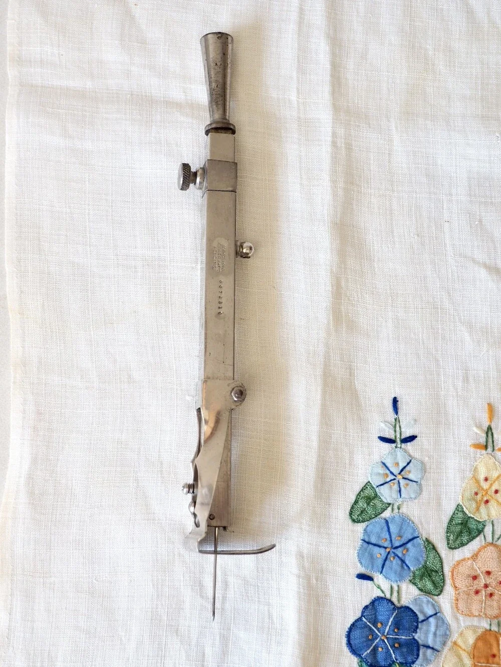 Antique Marvel Machine for Hand Embroidery 1918 Patent Princess Model B Stitcher